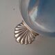 2 oval dishes . Silver metal