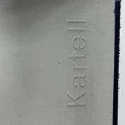 Table Four de Ferruccio Laviani pour Kartell – blanche