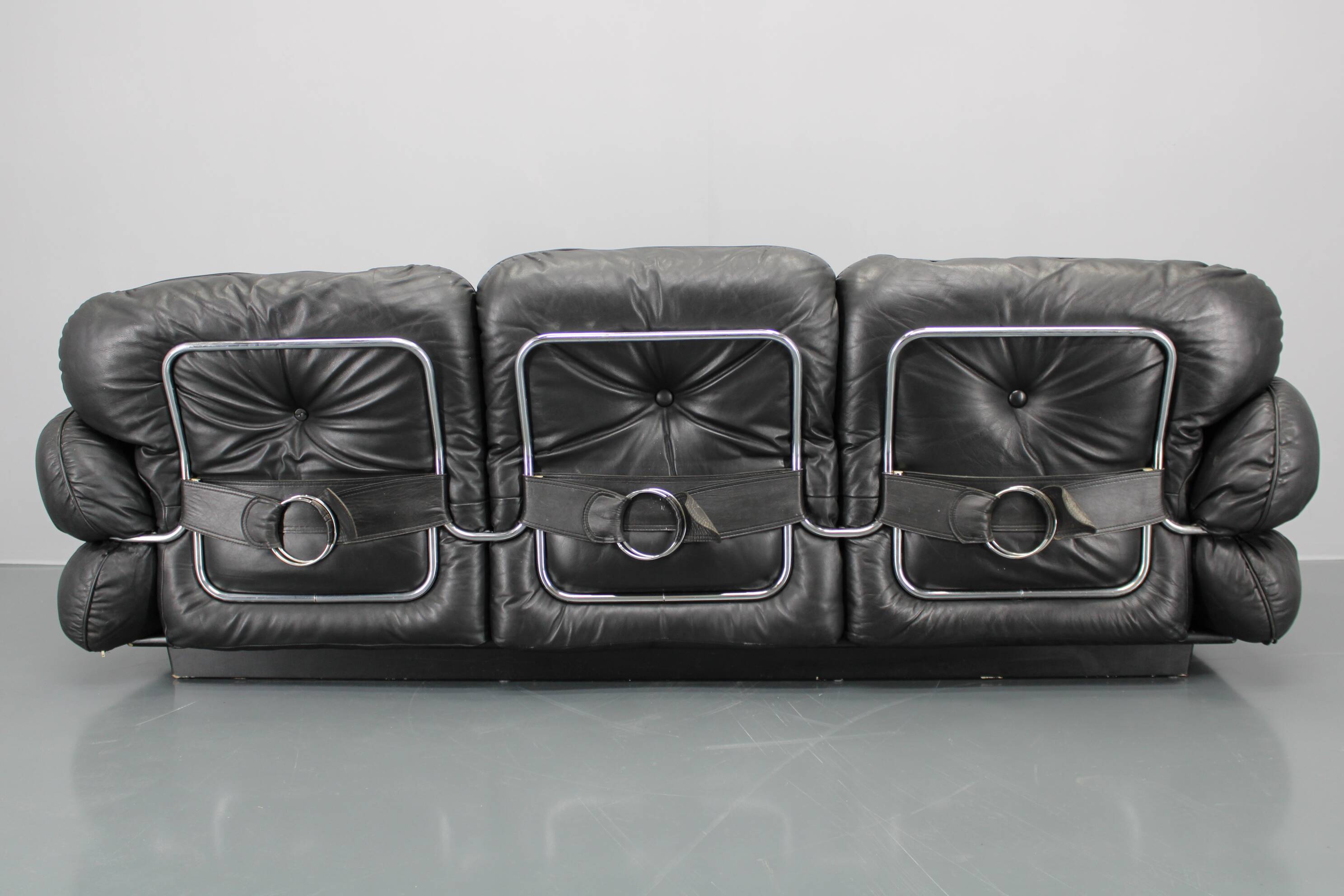 1970 Kurt Hvitsjö Rare “Hannibal” Black 3- Seater Sofa For Isku, Finland