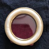 Small round frame