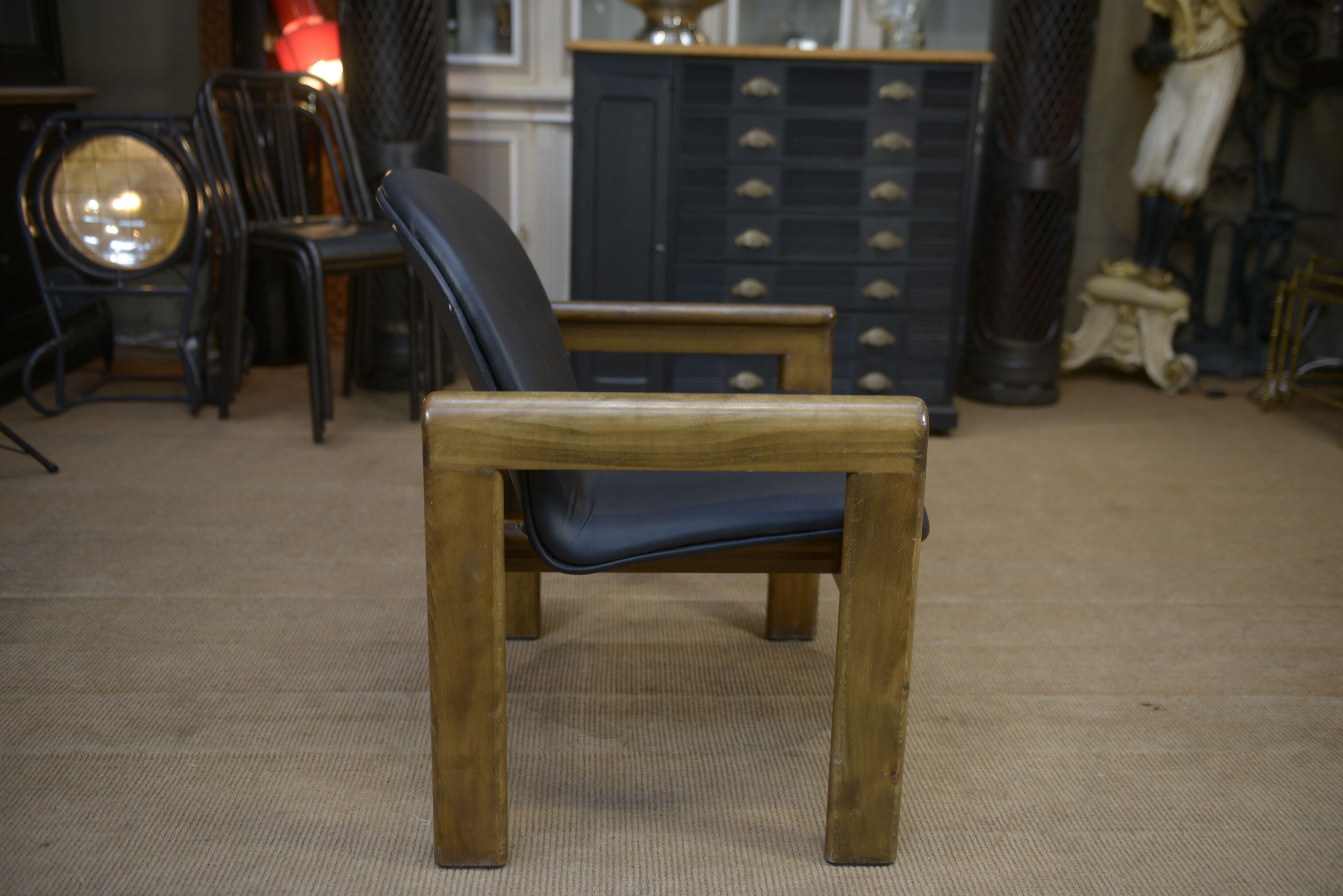 Leather and beech armchair Vintage 1970