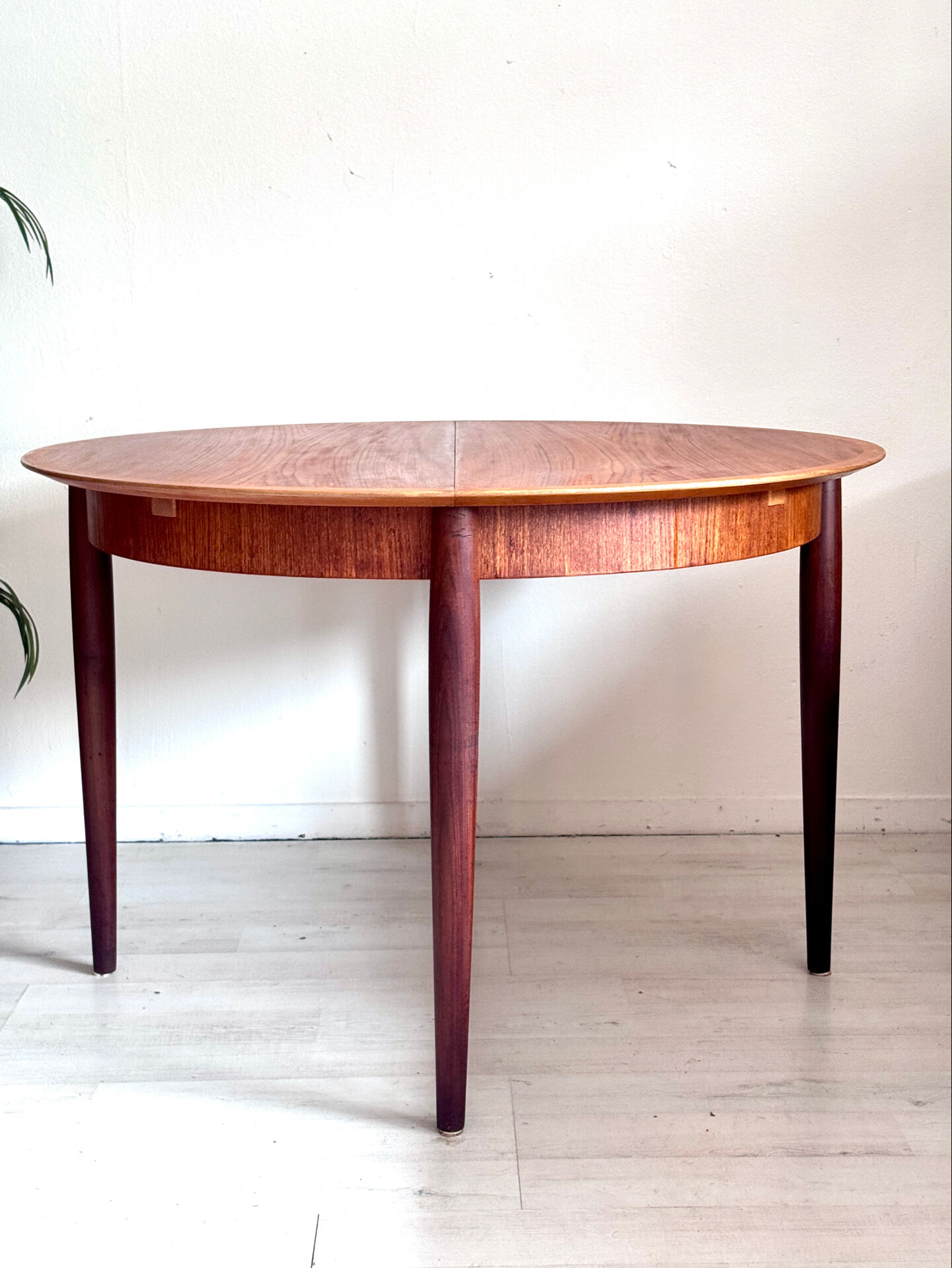 Vintage round dining table 1960s teak Lübke