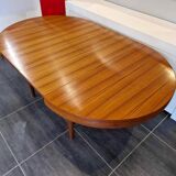 Table ronde extensible scandinave en teck, années 1960