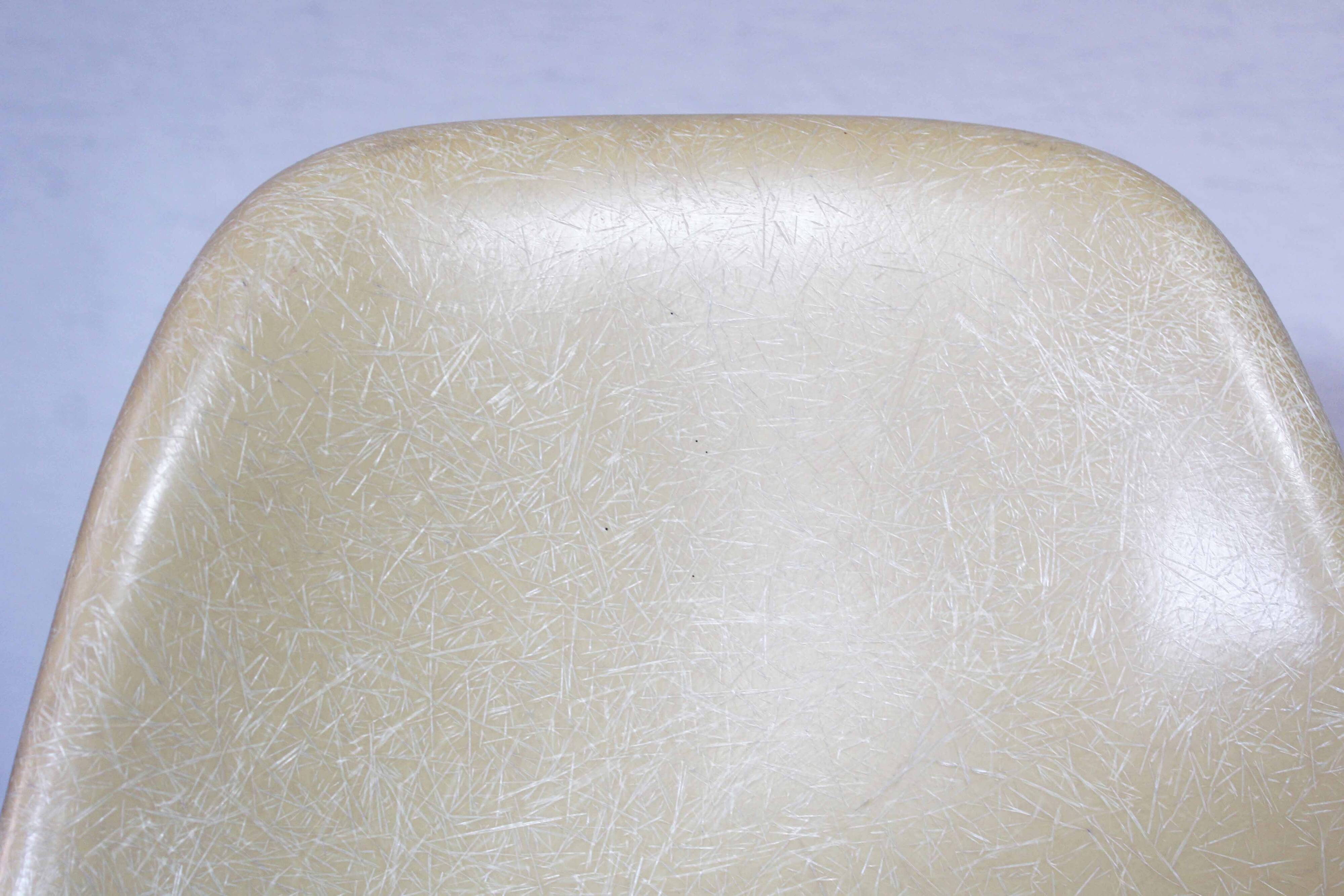 Pair of EAMES La Fonda fiberglass chairs 1970