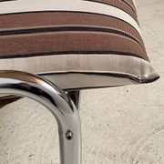 Paire de chauffeuses cantilever 1970