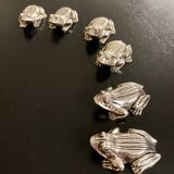 6 metal frog-shaped knife holders