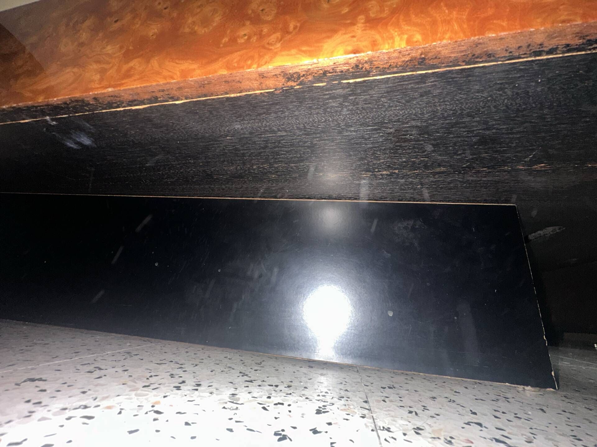 Rectangular coffee table in elm burl