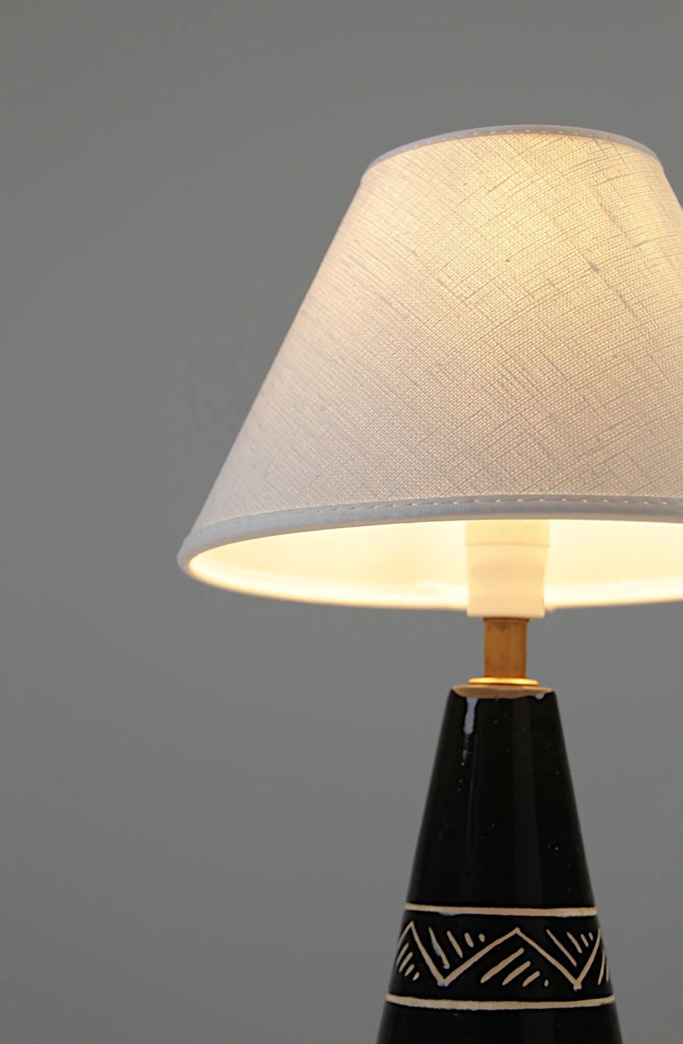 Black ceramic table lamp with sgraffito detail, Scandinavia, 1960s/1970s
