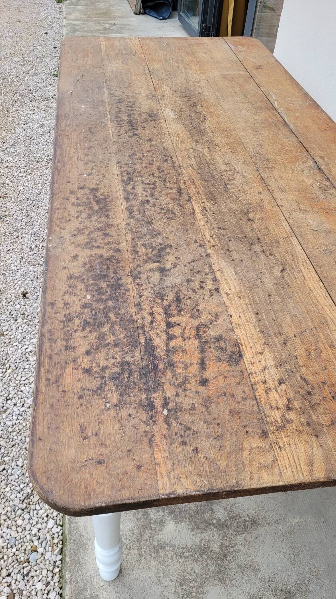 Rustic farmhouse bistro table in oak with Louis Philippe legs - 2m