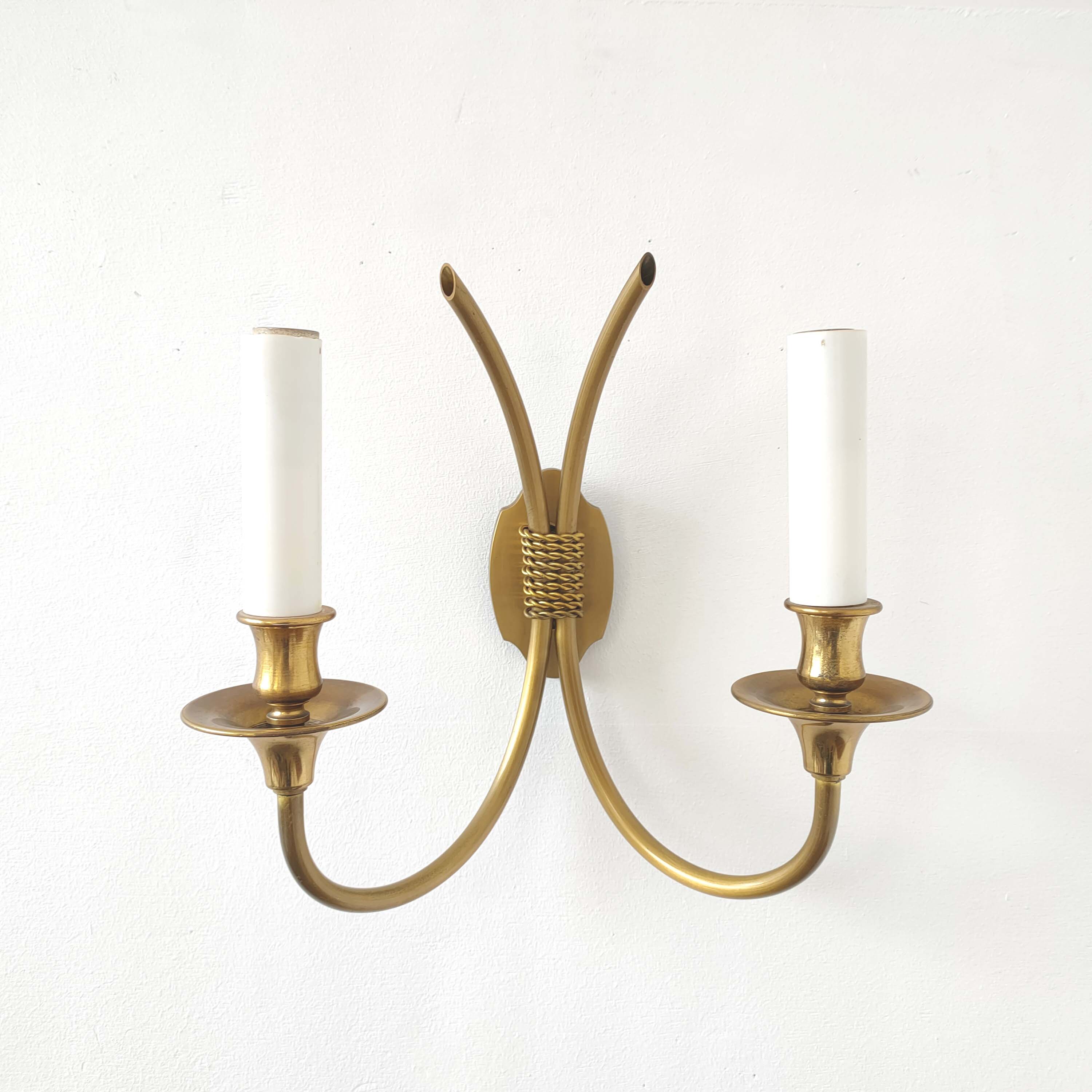 Pair brass wall lighjt