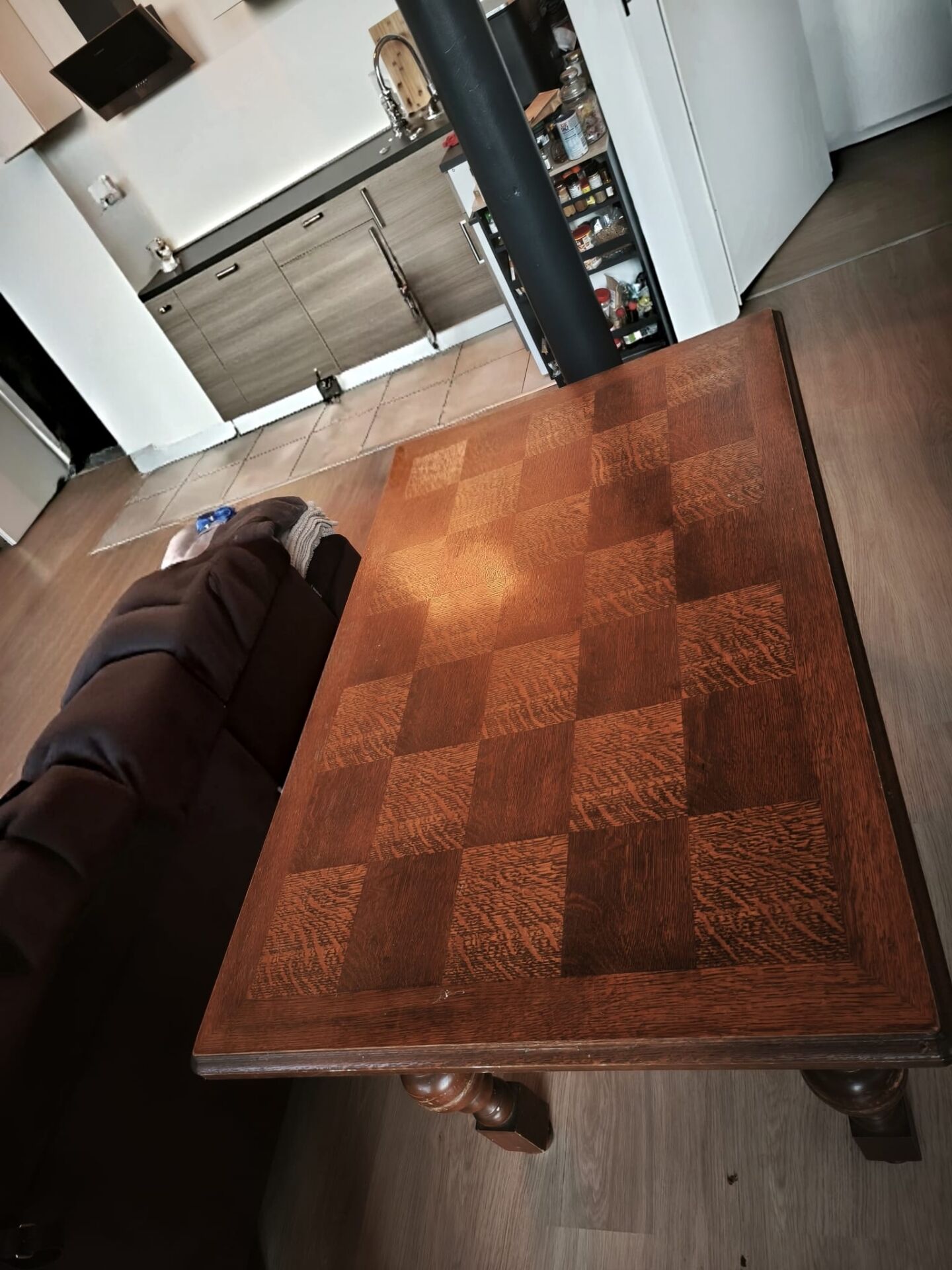 Table en bois massif