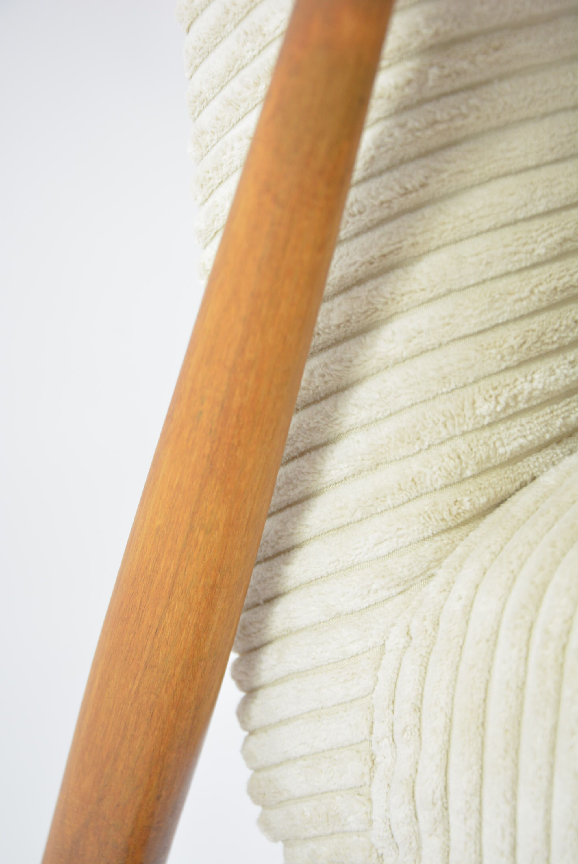 Fauteuil fox velours côtèle crème