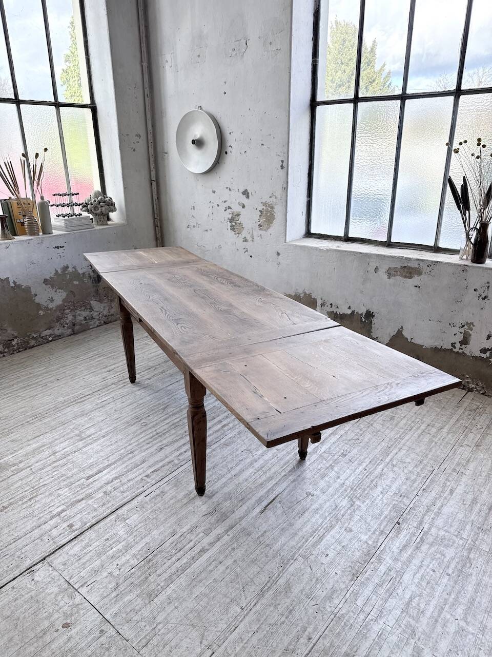 Solid oak farmhouse table with integrated extensions 1950