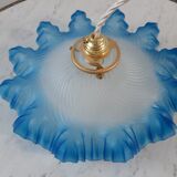 Suspension dentelée en verre bleu années 50-60