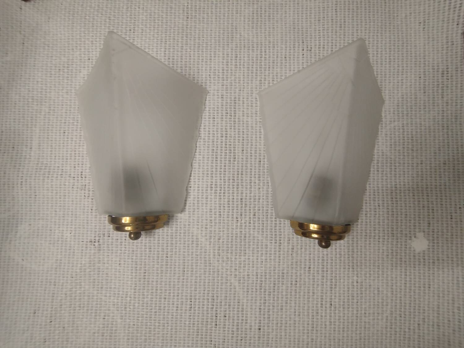 Pair of Art Deco wall sconces in frosted glass & brass