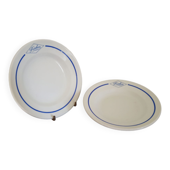 Paire d'assiettes en porcelaine de Limoges MT Fréchon