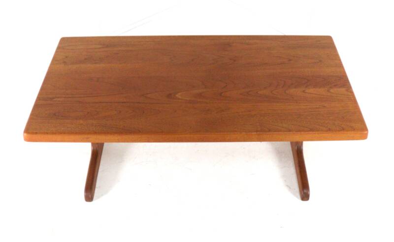 Niels Bach coffee table 'Aulum' - danish design in teak