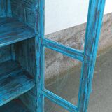 Armoire vitrée en bois ancien bleu
