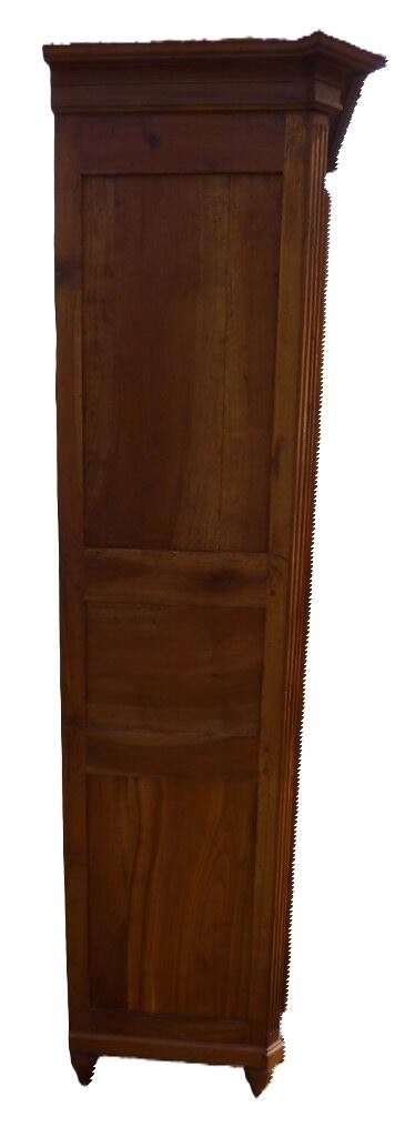 Showcase 1 glass door in solid cherry wood with sculpture - Very good condition