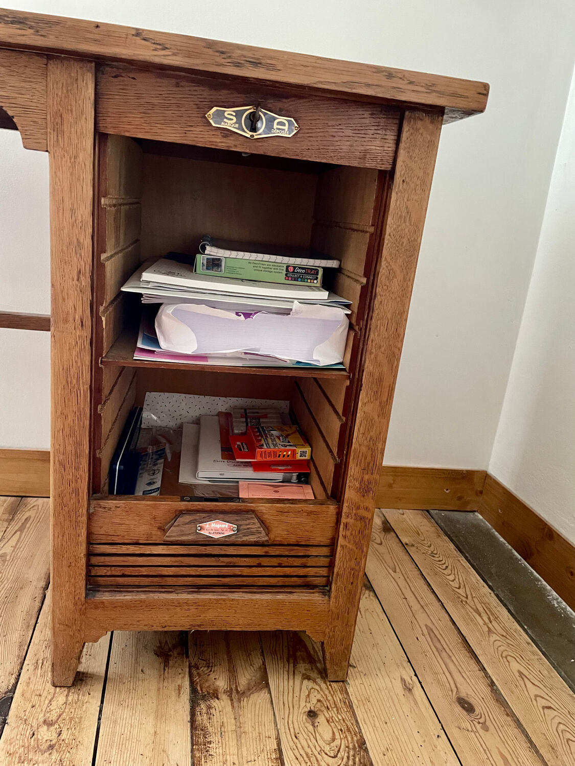 Children's desk