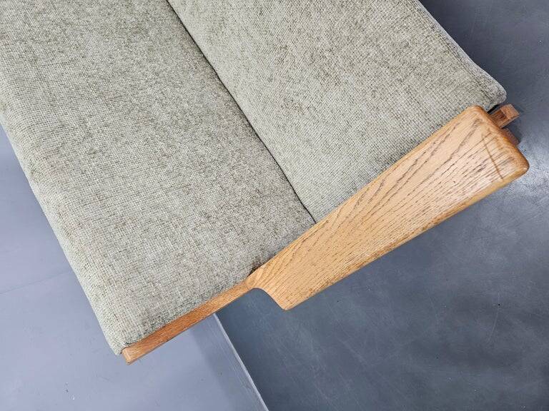 Canapé 3 places par Hans J. Wegner pour Getama, Danemark, années 1960