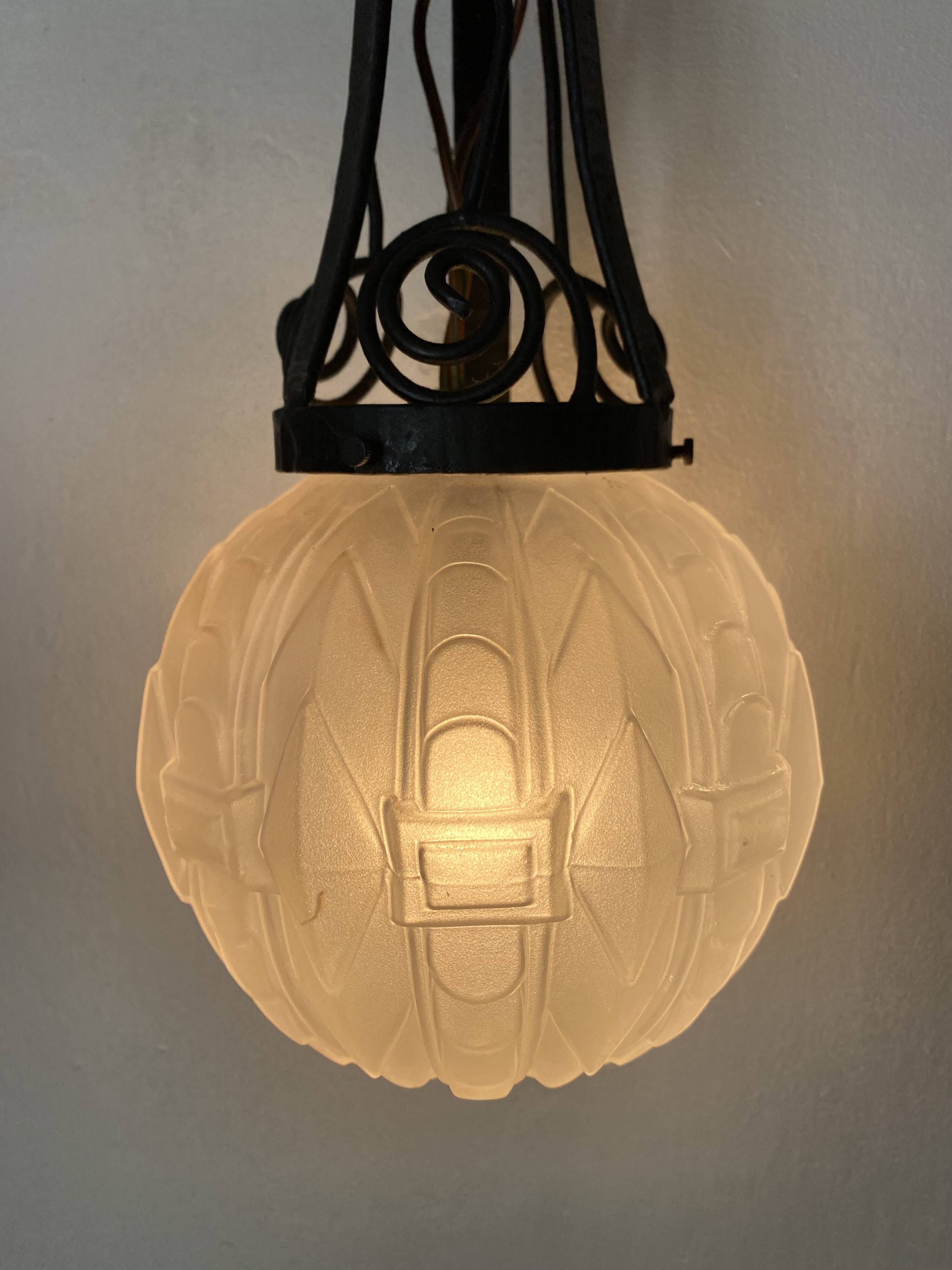 1930s Art Deco pendant light in frosted glass and wrought iron