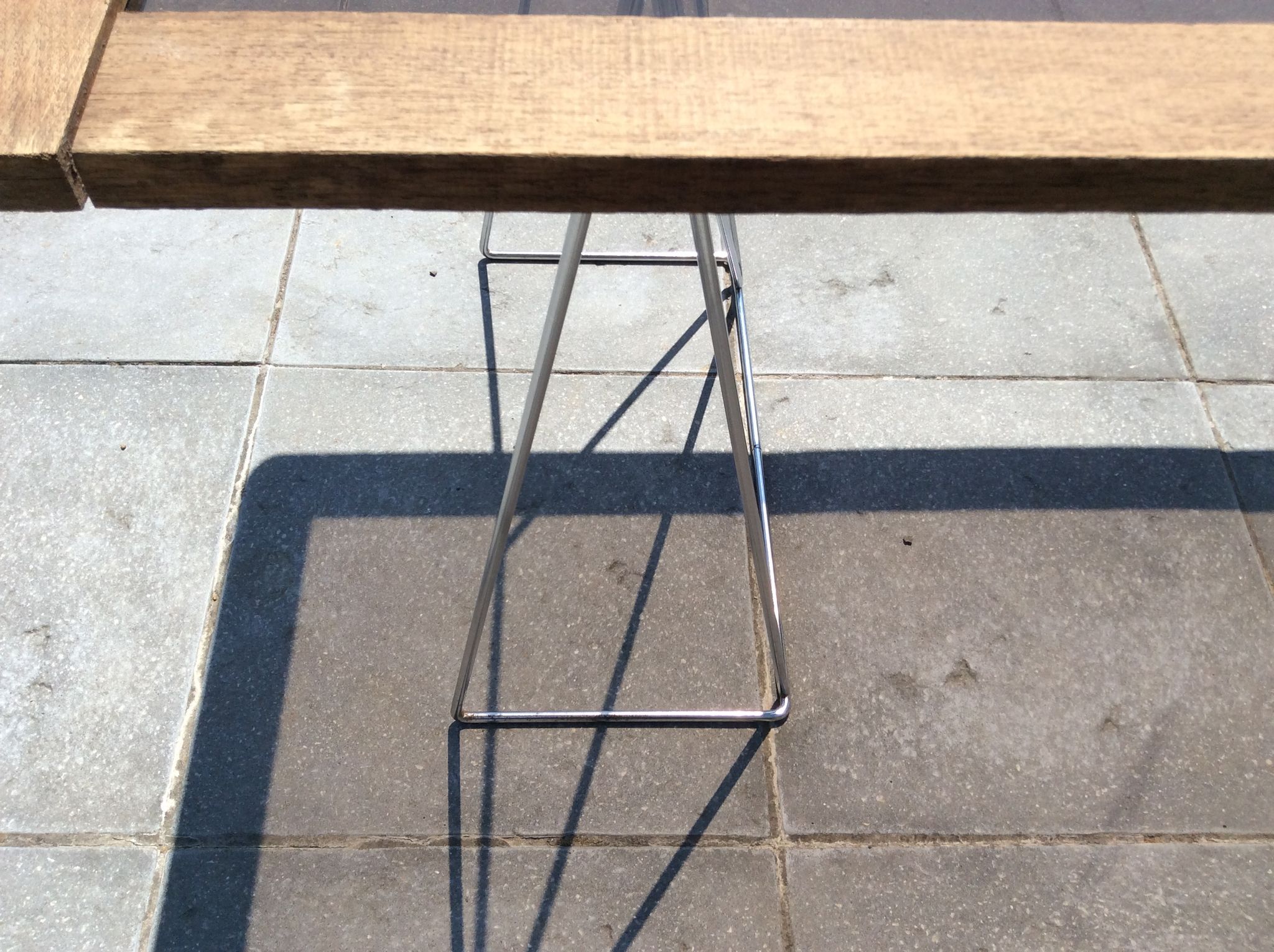 Table basse et haute tréteaux