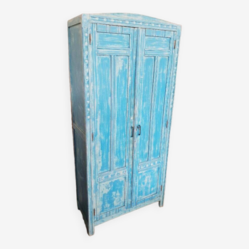 Armoire parisienne vintage