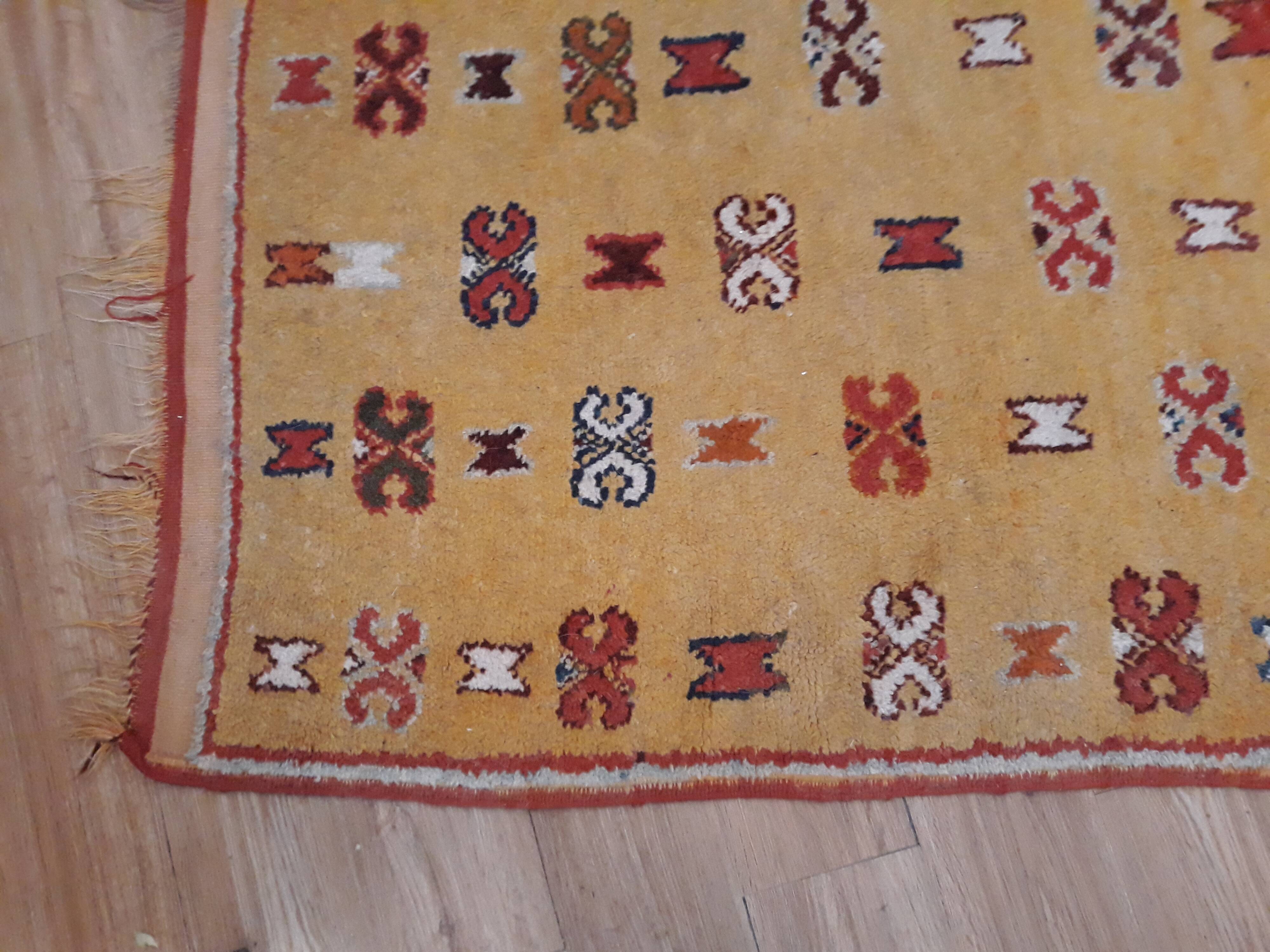 Berber carpet 147x97cm