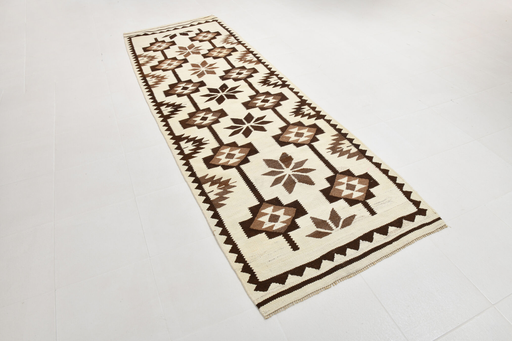 Geometric kilim runner rug,107x325cm