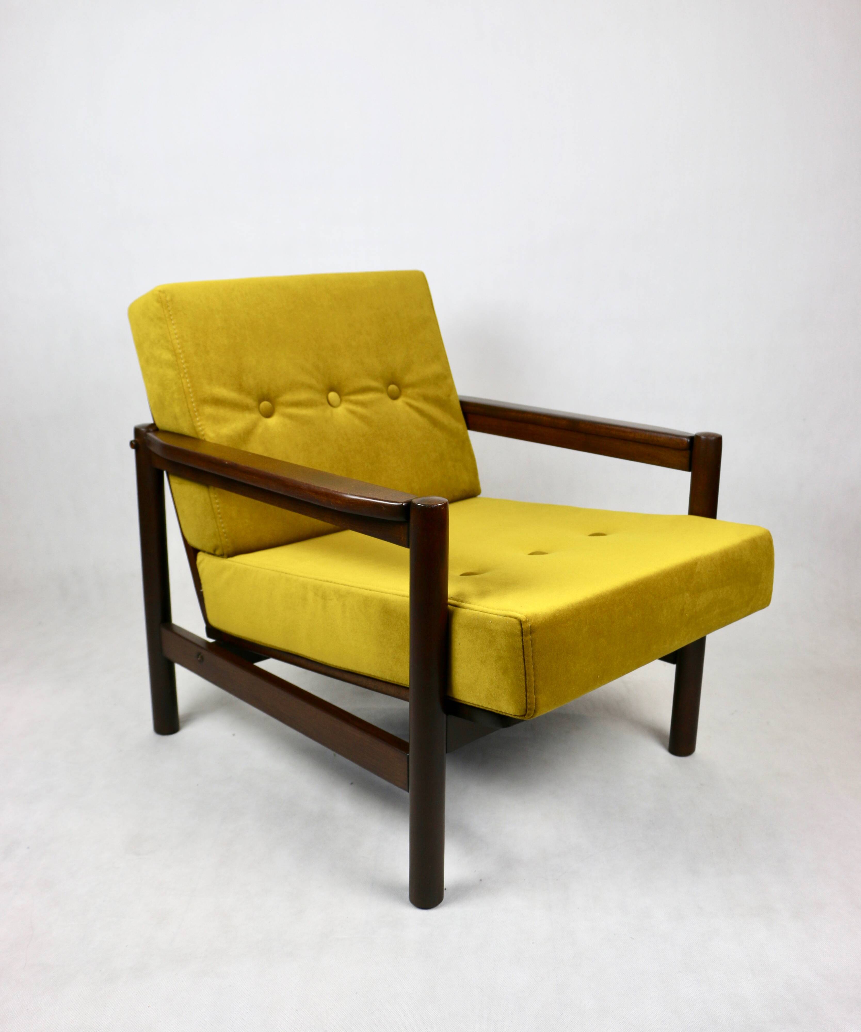 Vintage Armchair in Yellow Olive, 1970s