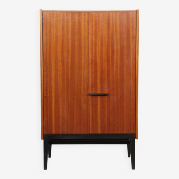 Armoire par Frantisek Mezulanik pour UP Zavody, 1960