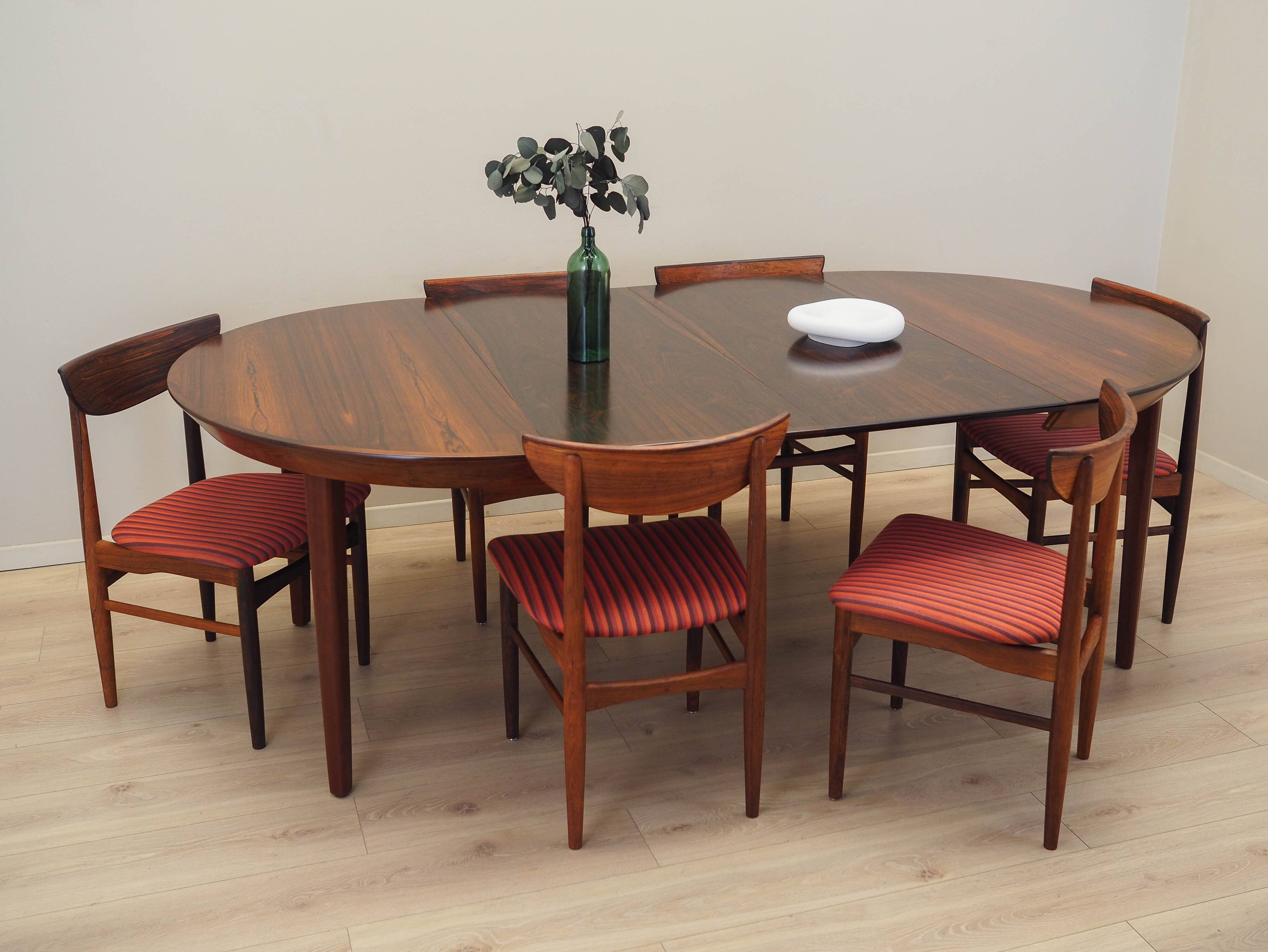 Round rosewood table, Danish design, 1960s, manufacturer: Gudme Møbelfabrik