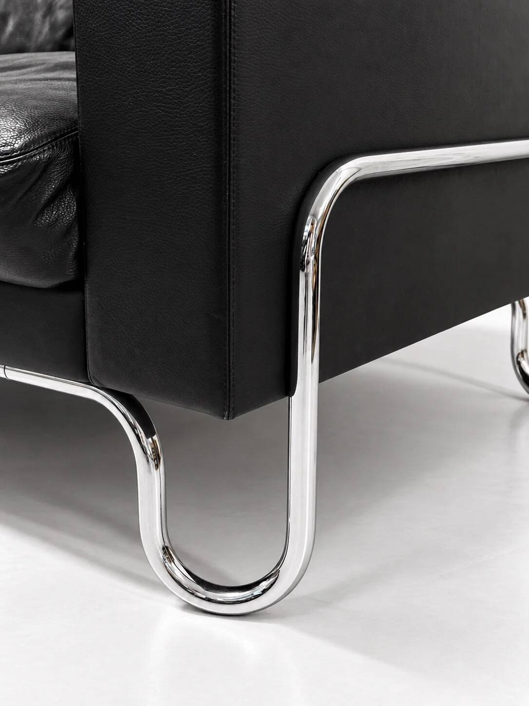 3-seater sofa W.H. Gispen for Dutch Originals, black leather and chrome