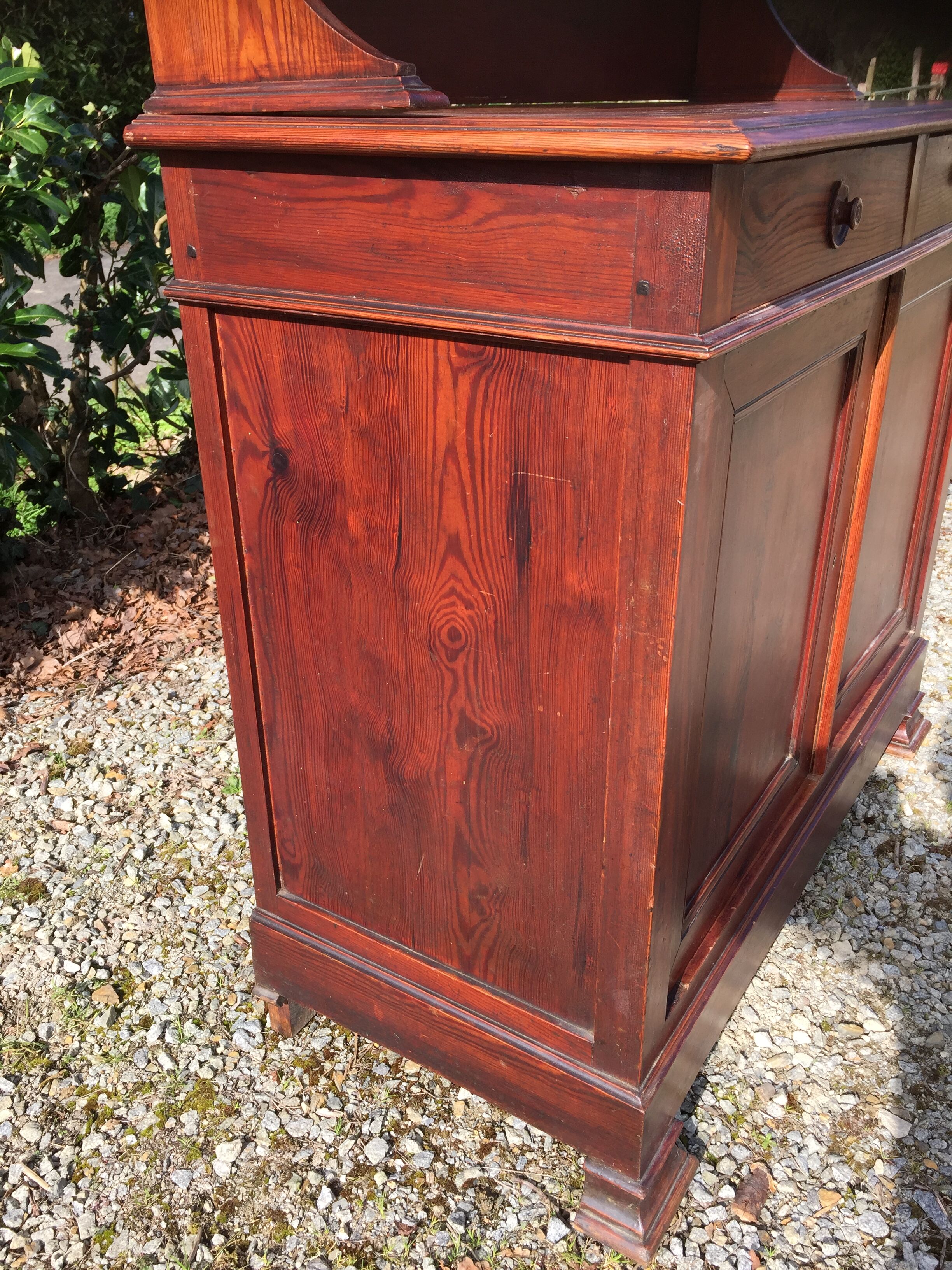 Vintage Parisian buffet in pitchpin with its top St Hubert.