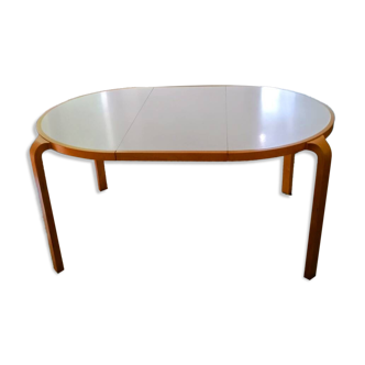 Table ronde extensible scandinave