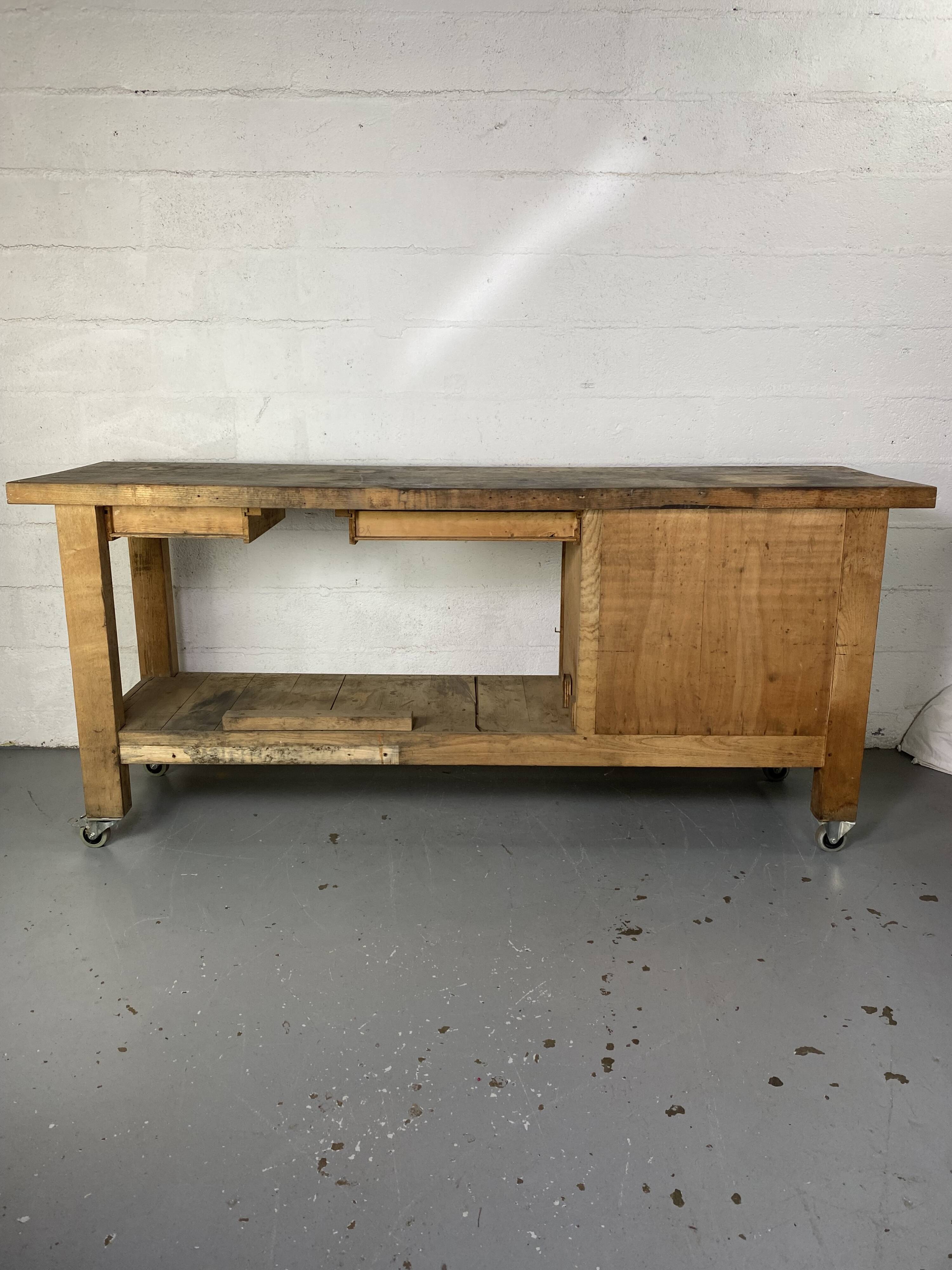 Workbench on wheels - 225 cm