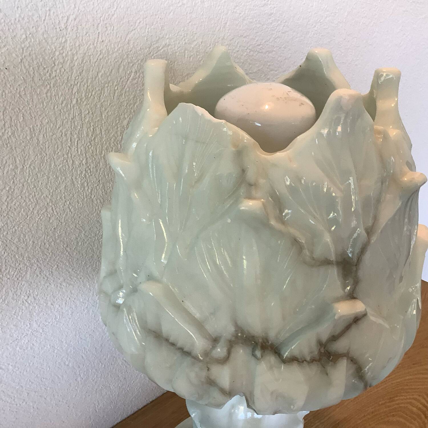 Alabaster lamp depicting an artichoke, 1940s-1950s