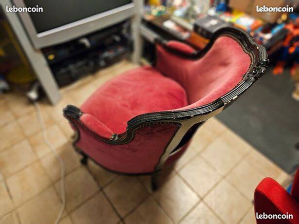 Fauteuil cabriolet style Louis XV - Velours rouge et bois noir