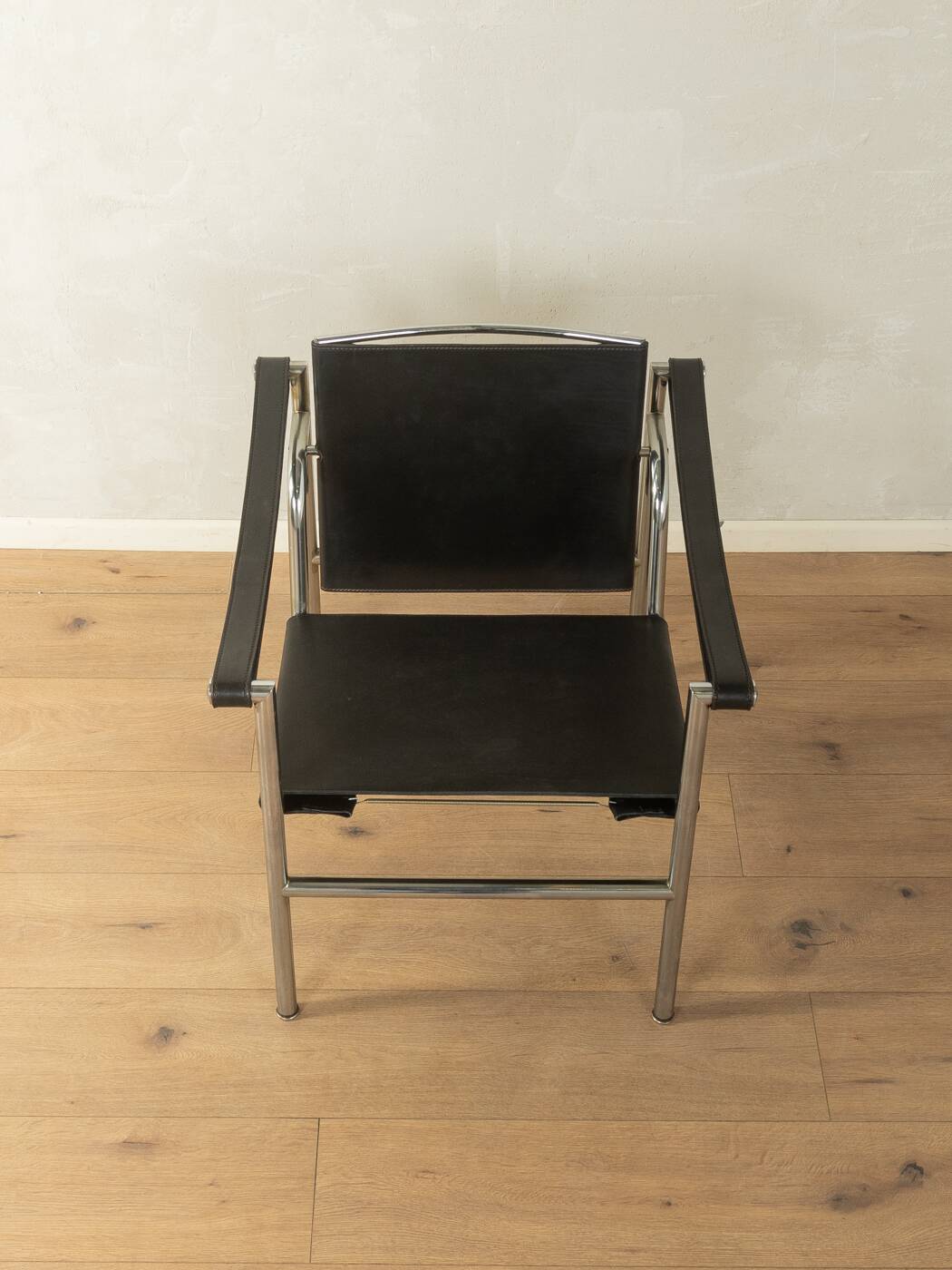 Cassina LC1 armchair by Le Corbusier, Pierre Jeanneret & Charlotte Perriand