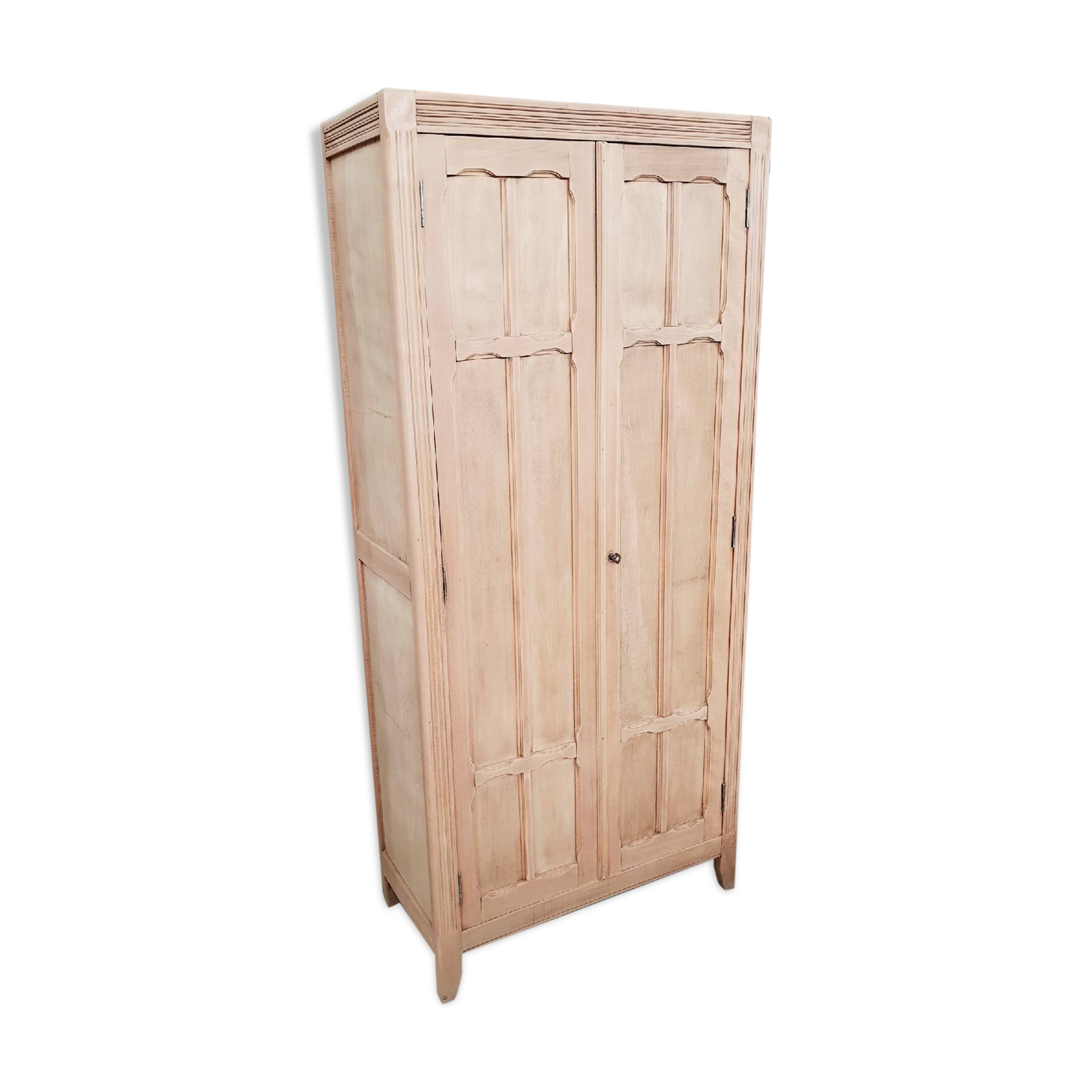 Vintage Parisian wardrobe