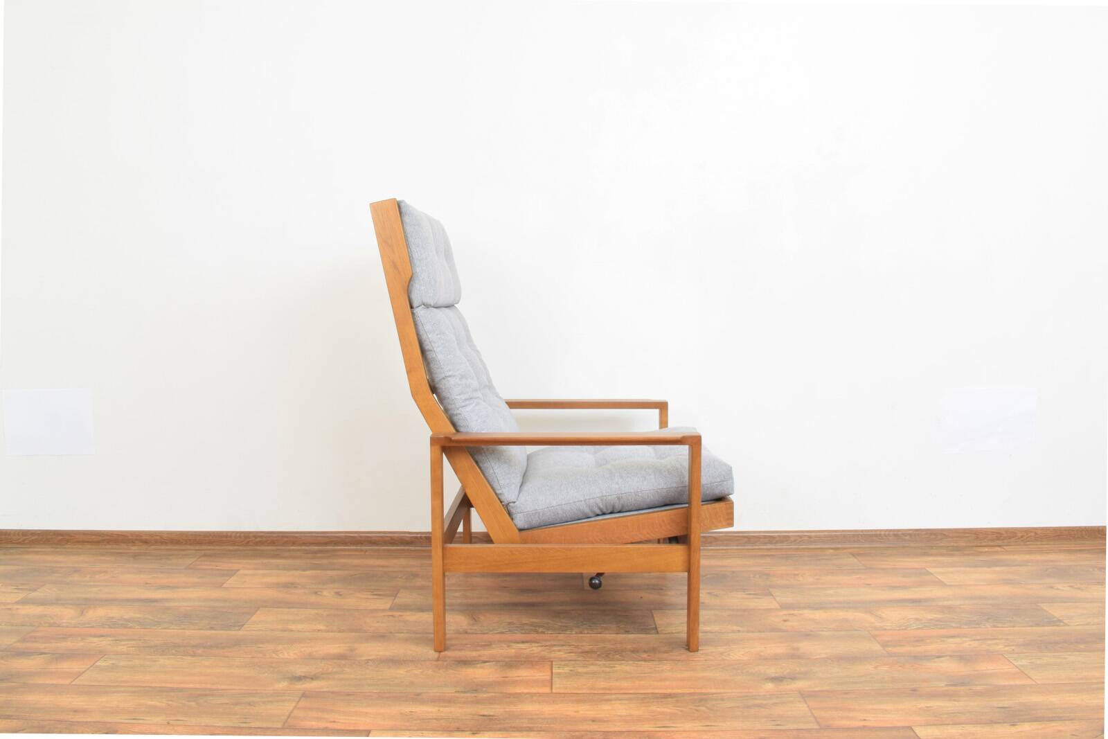 Mid-Century Danish Oak Armchair by Leif Alring for Madsen & Schubell, 1960s