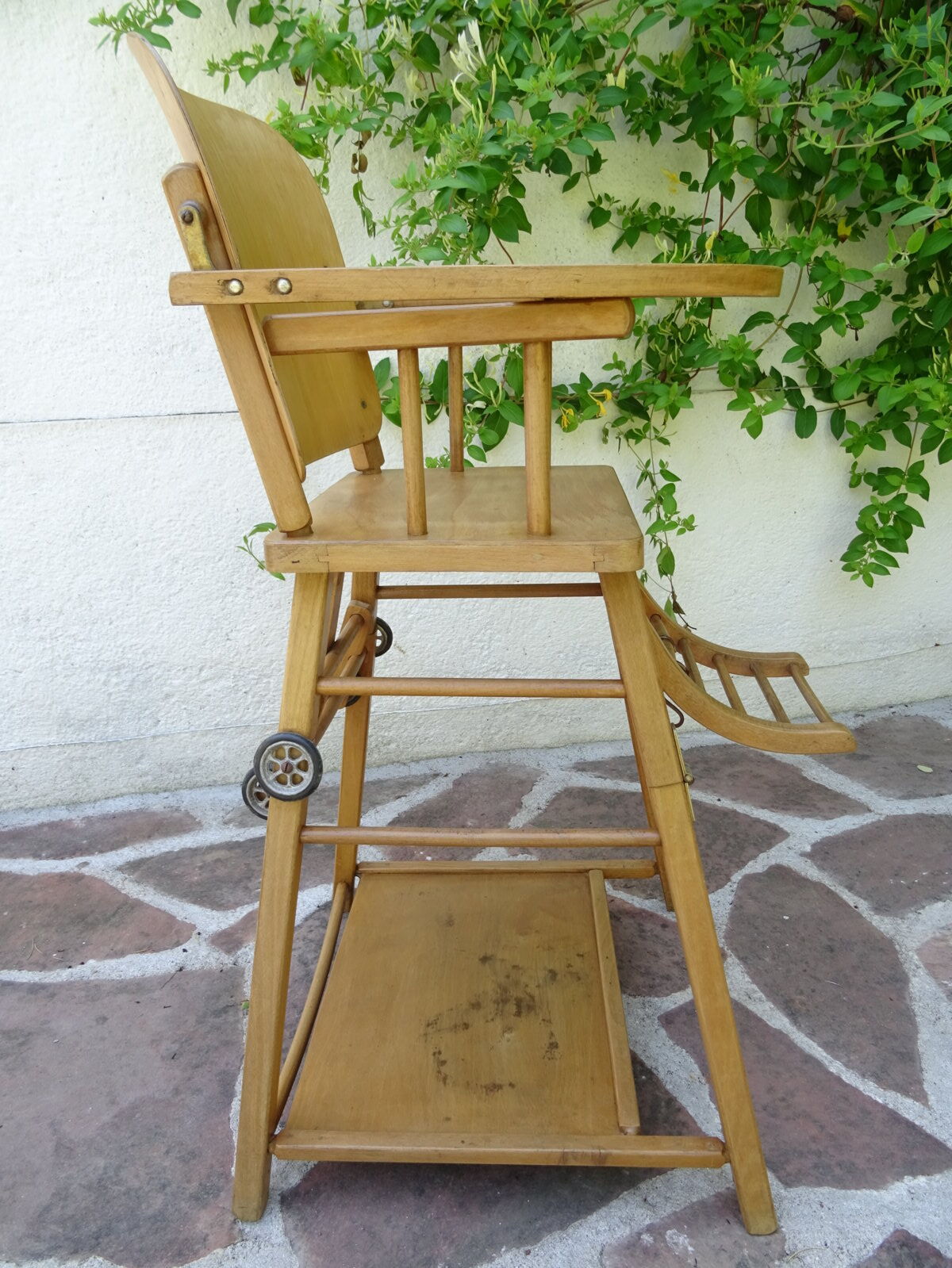 Chaise haute bébé Baumann