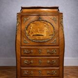 Louis XV secretary in marquetry – Gallant scene – Gilded bronze