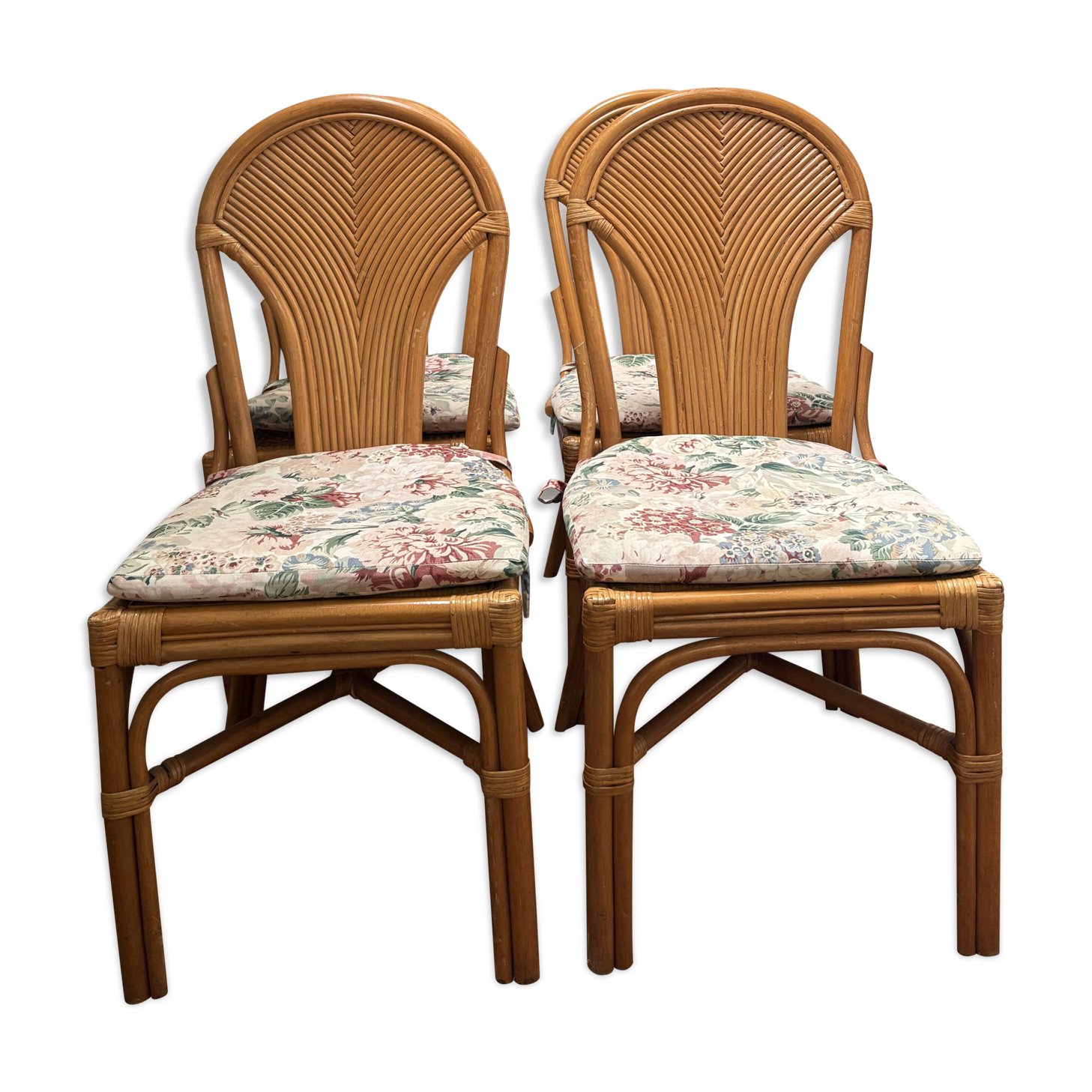 Set of 4 rattan chairs