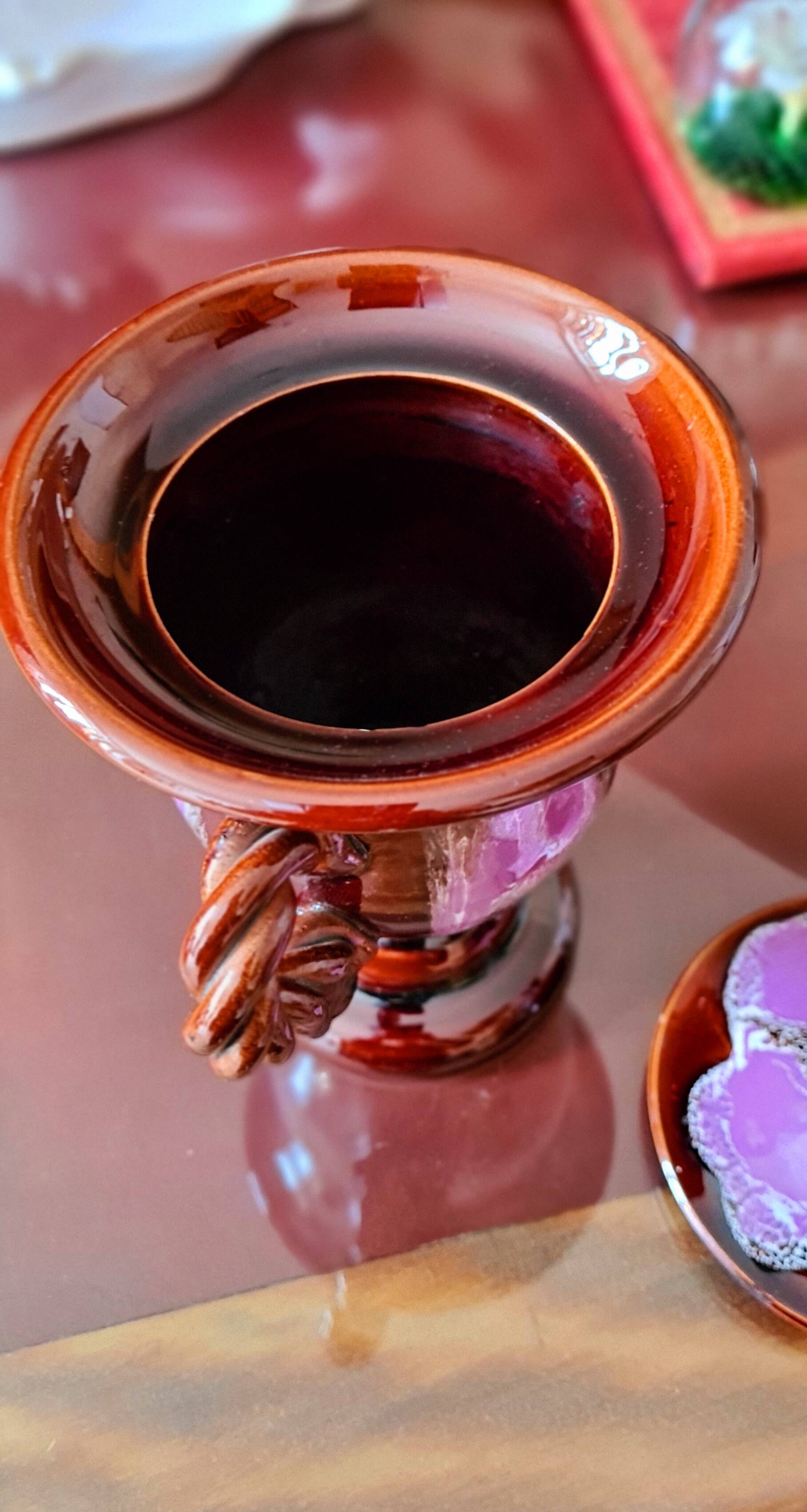Very pretty pot with Vallauris lid