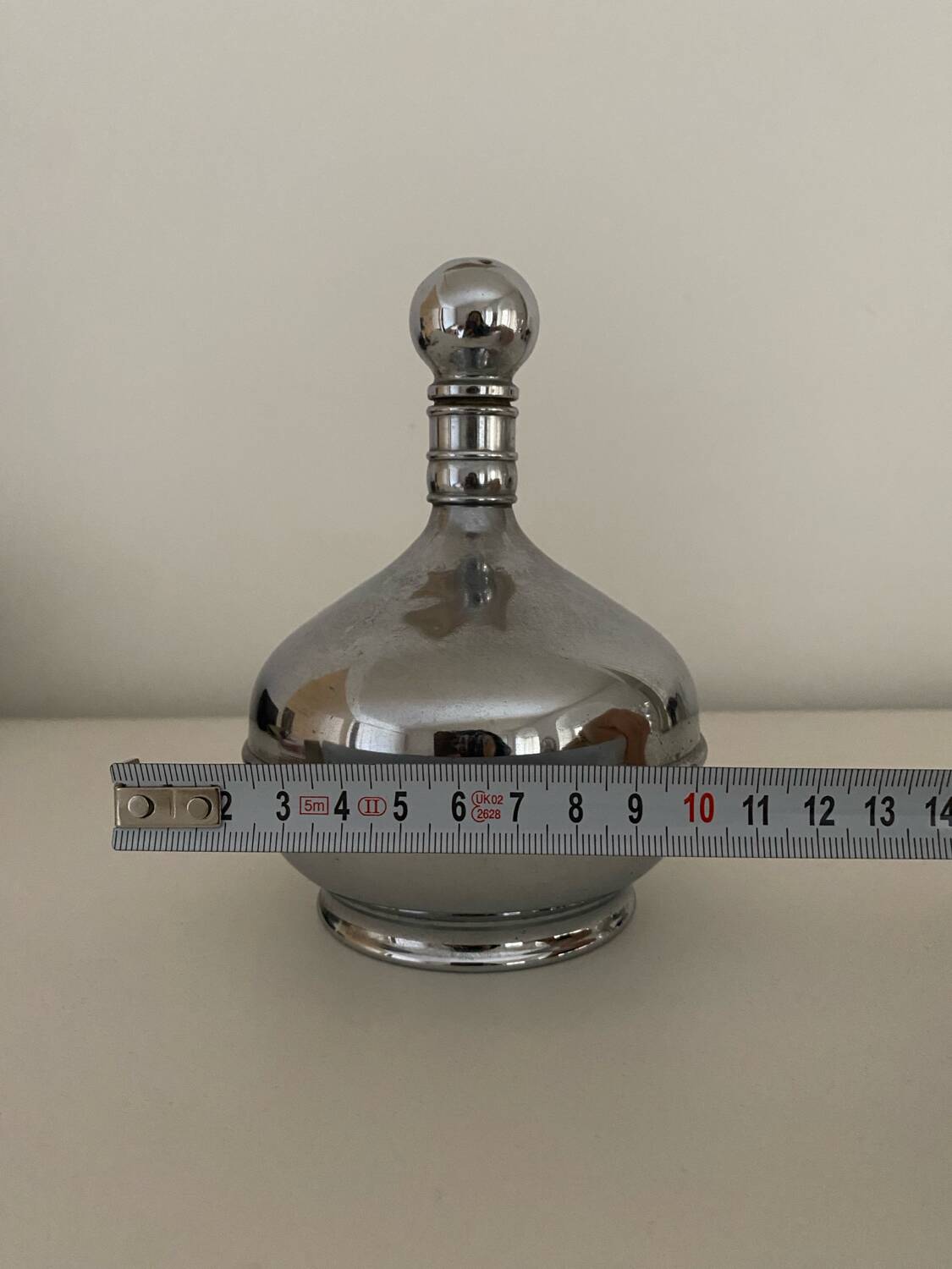 Le Parfait stainless steel salt shaker