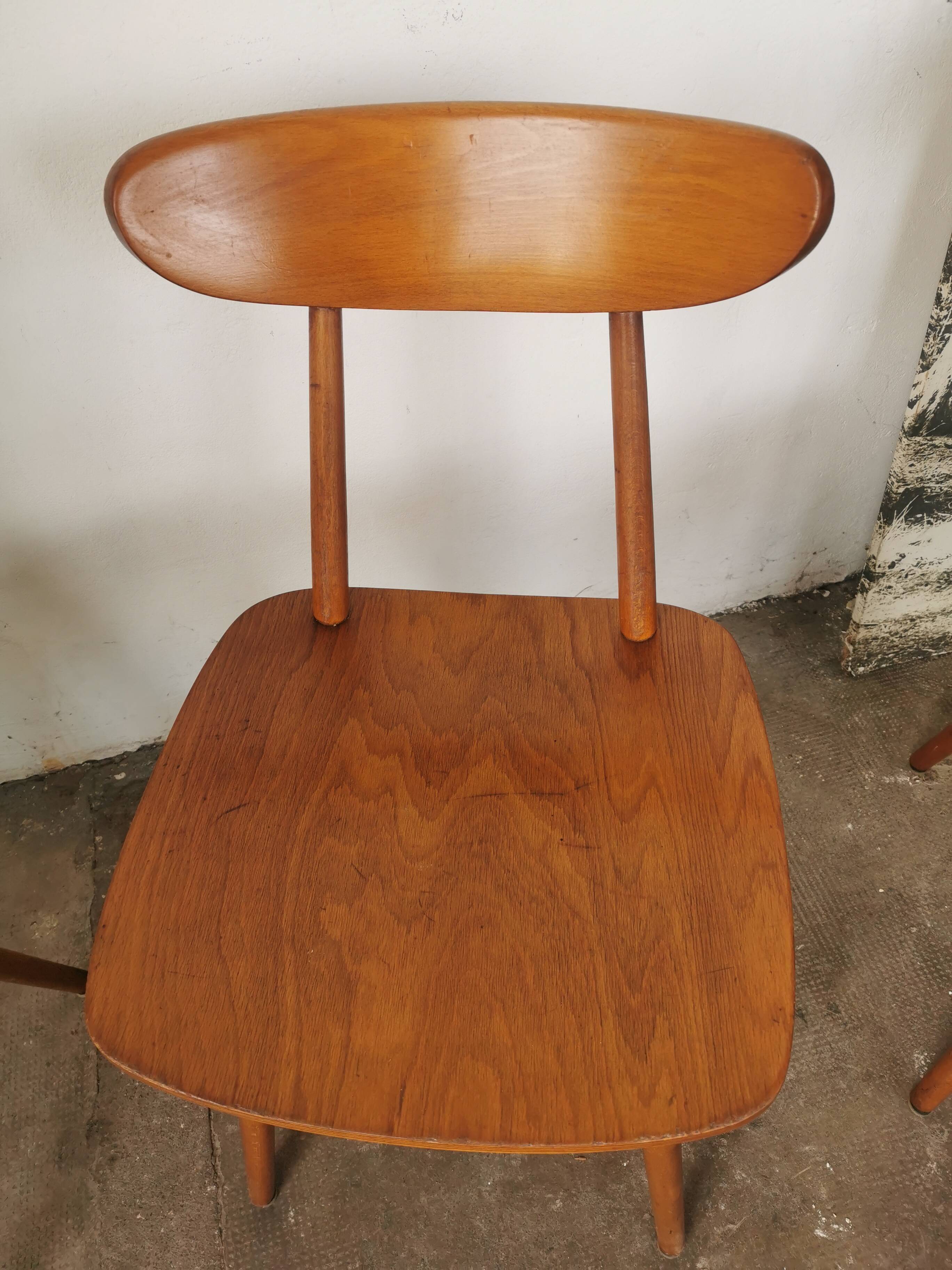 Set of 6 Hiller chairs, vintage bistro