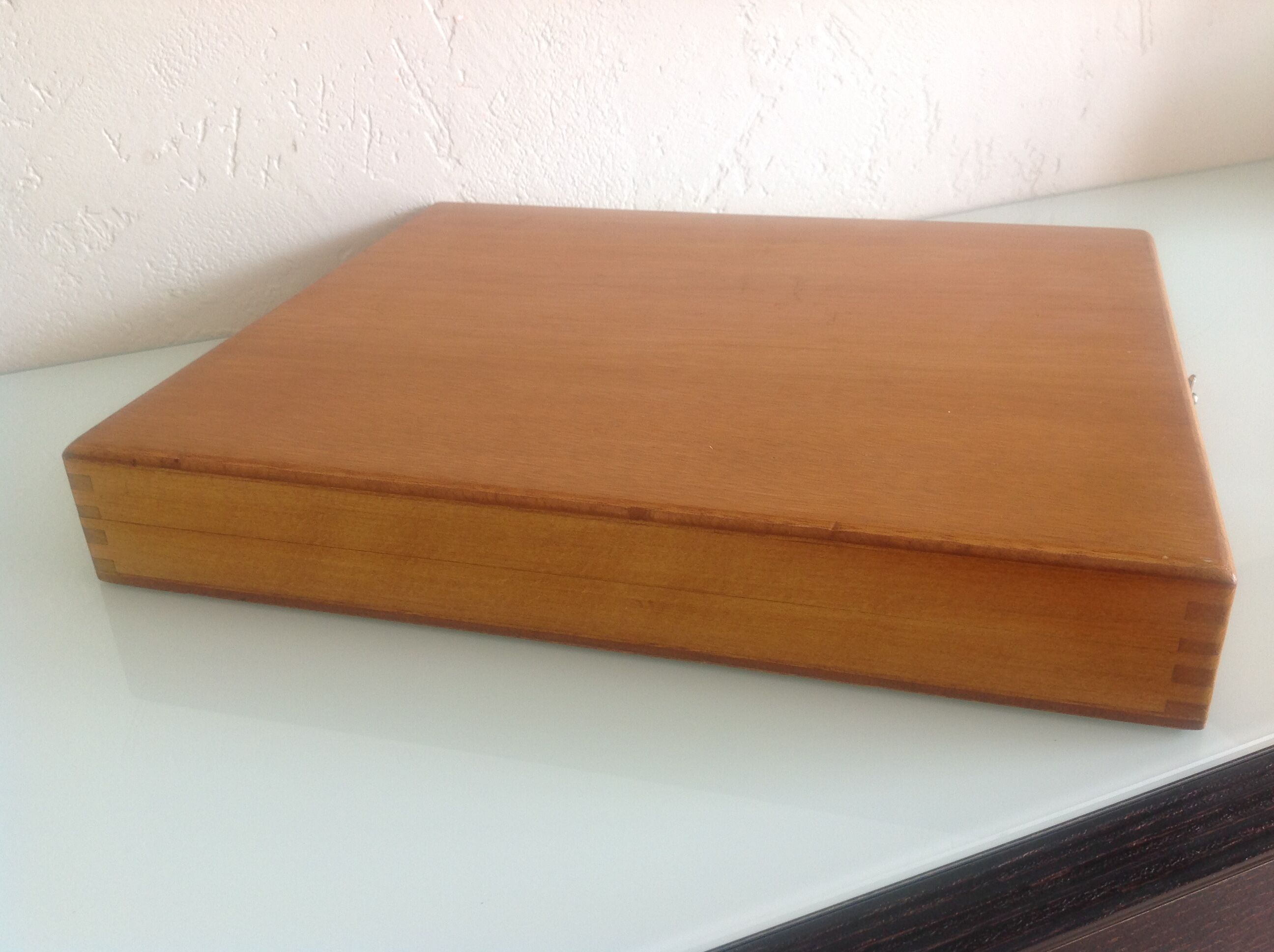 Old 60s varnished/vintage wood slide box