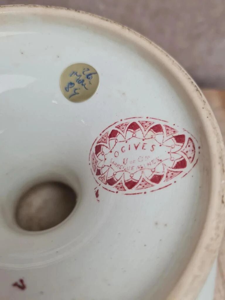 High earthenware compote from Sarreguemines, Ogives model.